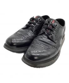 PRADA（プラダ）の古着「ウィングチップシューズ メダリオン」｜ブラック