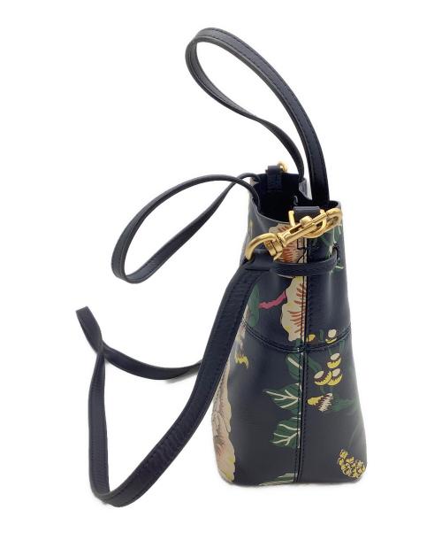 TORY BURCH（トリーバーチ）TORY BURCH (トリーバーチ) ショルダーバッグ　ブロックT　花柄 ネイビーの古着・服飾アイテム