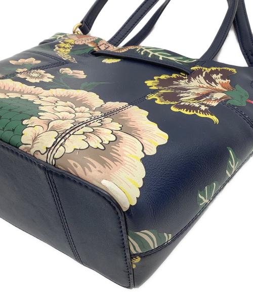 TORY BURCH（トリーバーチ）TORY BURCH (トリーバーチ) ショルダーバッグ　ブロックT　花柄 ネイビーの古着・服飾アイテム