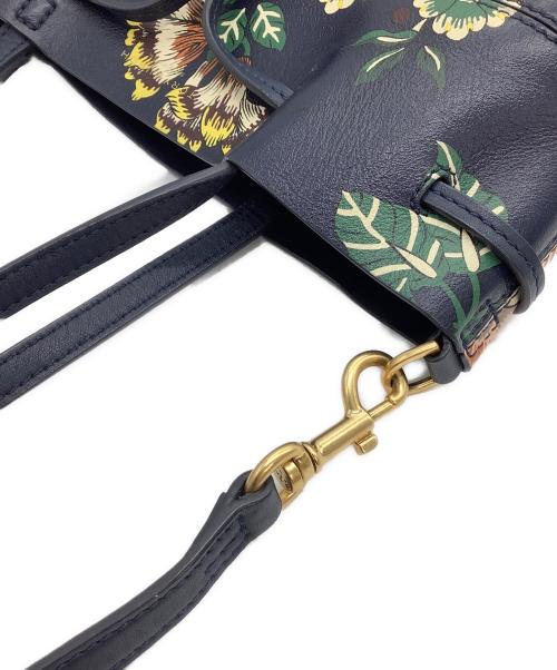 TORY BURCH（トリーバーチ）TORY BURCH (トリーバーチ) ショルダーバッグ　ブロックT　花柄 ネイビーの古着・服飾アイテム