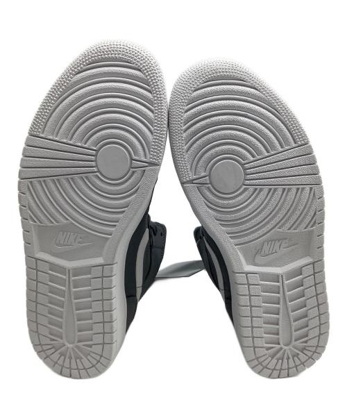 NIKE（ナイキ）NIKE (ナイキ) ミッドカットスニーカー Air Jordan 1 Mid グレー サイズ:27.5 未使用品の古着・服飾アイテム