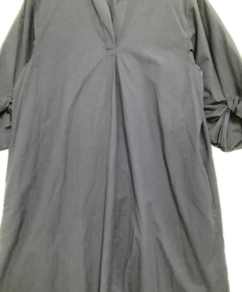 MACKINTOSH LONDON（マッキントッシュ ロンドン）MACKINTOSH LONDON (マッキントッシュ ロンドン) 半袖ワンピース　コットンナイロンサッカーワンピース ネイビー サイズ:38 未使用品の古着・服飾アイテム