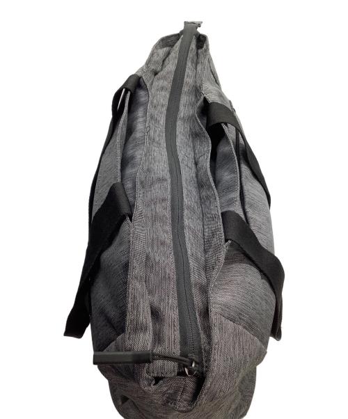 Incase（インケース）Incase (インケース) トートバッグ グレー×ブラックの古着・服飾アイテム