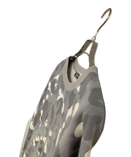 A BATHING APE（アベイシングエイプ）A BATHING APE (アベイシングエイプ) 裏起毛スウェット　CITY CAMO SHARK CREWNECK グレー サイズ:Mの古着・服飾アイテム
