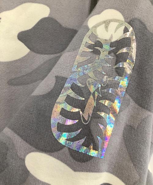 A BATHING APE（アベイシングエイプ）A BATHING APE (アベイシングエイプ) 裏起毛スウェット　CITY CAMO SHARK CREWNECK グレー サイズ:Mの古着・服飾アイテム