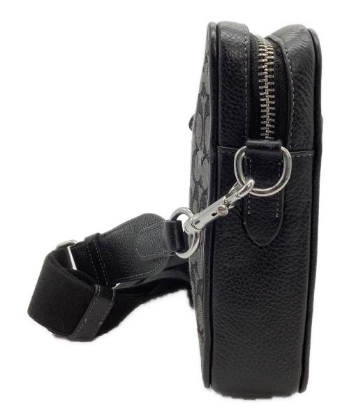 COACH（コーチ）COACH (コーチ) ショルダーバッグ　サリバン クロスボディ・シグネチャー ジャカード・スター エンブロイダリー ブラック×グレーの古着・服飾アイテム