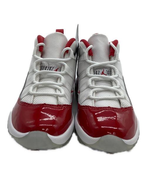 NIKE（ナイキ）NIKE (ナイキ) スニーカー レッド×ホワイト サイズ:16 未使用品の古着・服飾アイテム