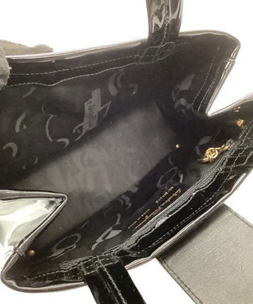 Salvatore Ferragamo（サルヴァトーレ フェラガモ）Salvatore Ferragamo (サルヴァトーレ フェラガモ) エナメルハンドバッグの古着・服飾アイテム