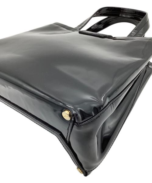 Salvatore Ferragamo（サルヴァトーレ フェラガモ）Salvatore Ferragamo (サルヴァトーレ フェラガモ) エナメルハンドバッグの古着・服飾アイテム