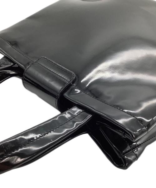 Salvatore Ferragamo（サルヴァトーレ フェラガモ）Salvatore Ferragamo (サルヴァトーレ フェラガモ) エナメルハンドバッグの古着・服飾アイテム