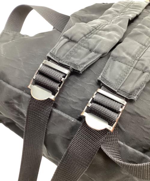 PORTER（ポーター）PORTER (ポーター) デイパック エルファイン iLS ブラック×レッドの古着・服飾アイテム