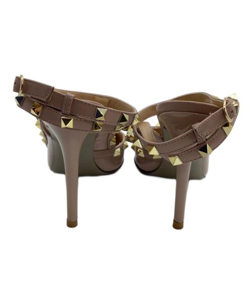 VALENTINO GARAVANI（ヴァレンティノ・ガラヴァーニ）VALENTINO GARAVANI (ヴァレンティノ・ガラヴァーニ) サンダル ベージュ サイズ:37の古着・服飾アイテム