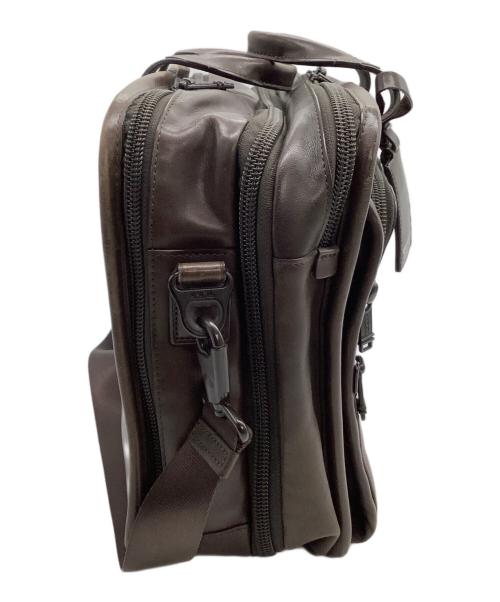TUMI（トゥミ）TUMI (トゥミ) 2WAYバッグ ブラウンの古着・服飾アイテム