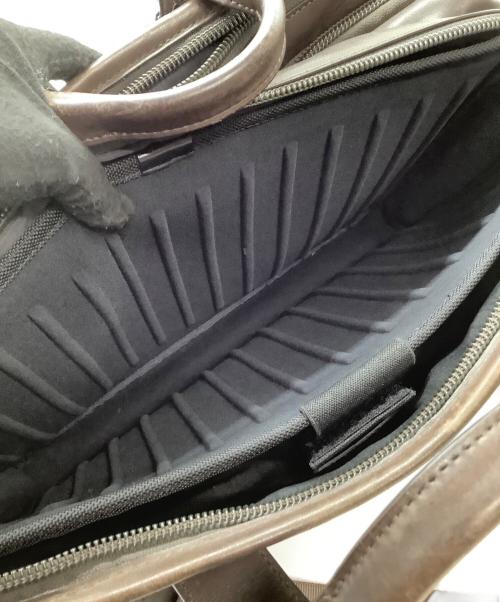 TUMI（トゥミ）TUMI (トゥミ) 2WAYバッグ ブラウンの古着・服飾アイテム