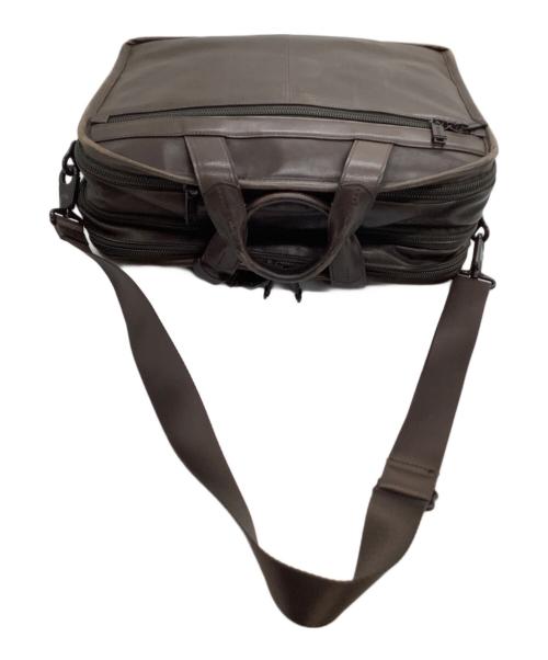 TUMI（トゥミ）TUMI (トゥミ) 2WAYバッグ ブラウンの古着・服飾アイテム