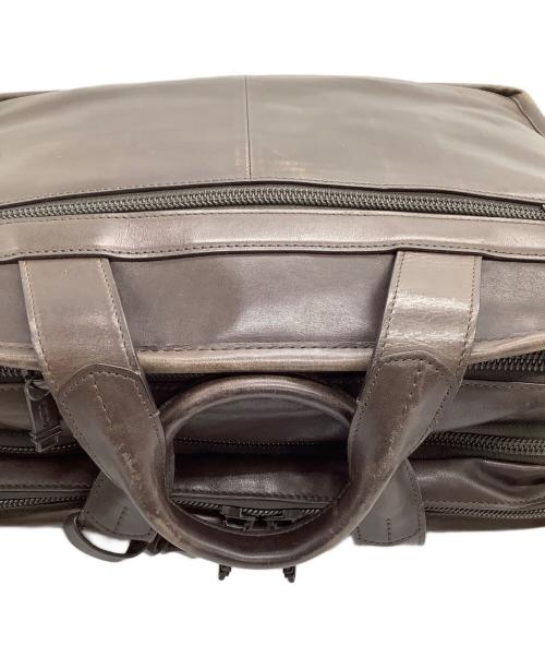 TUMI（トゥミ）TUMI (トゥミ) 2WAYバッグ ブラウンの古着・服飾アイテム