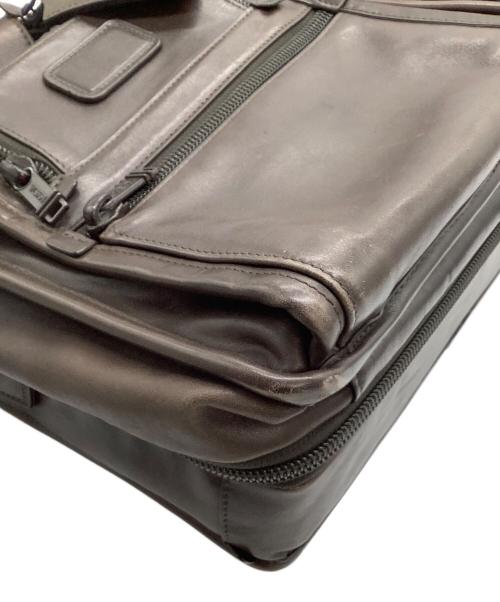 TUMI（トゥミ）TUMI (トゥミ) 2WAYバッグ ブラウンの古着・服飾アイテム