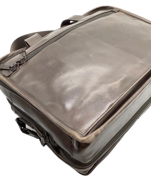 TUMI（トゥミ）TUMI (トゥミ) 2WAYバッグ ブラウンの古着・服飾アイテム