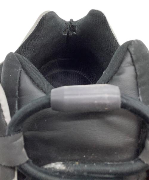 adidas（アディダス）adidas (アディダス) スニーカー YEEZY BOOST 700 グレー サイズ:28の古着・服飾アイテム