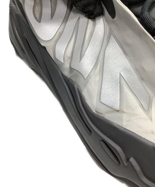 adidas（アディダス）adidas (アディダス) スニーカー YEEZY BOOST 700 グレー サイズ:28の古着・服飾アイテム