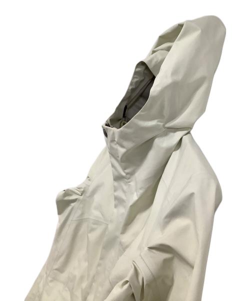 ARC'TERYX（アークテリクス）ARC'TERYX (アークテリクス) ナイロンコート ホワイト サイズ:Sの古着・服飾アイテム