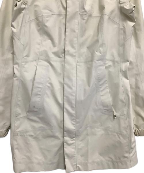 ARC'TERYX（アークテリクス）ARC'TERYX (アークテリクス) ナイロンコート ホワイト サイズ:Sの古着・服飾アイテム