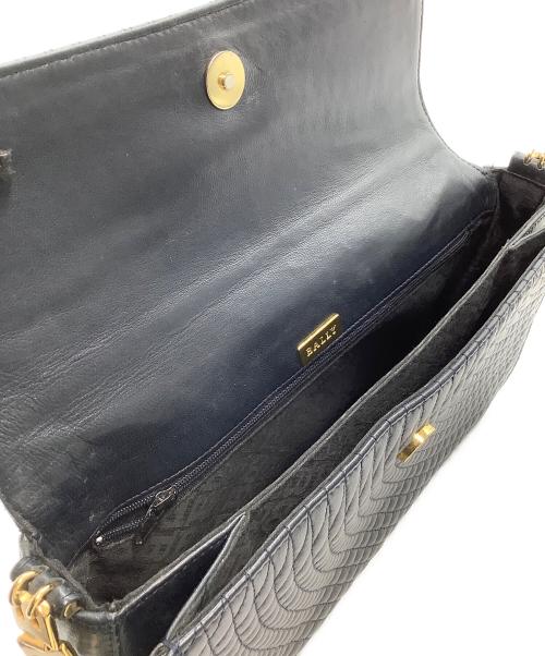 BALLY（バリー）BALLY (バリー) キルティングショルダーバッグ ブラック×ゴールドの古着・服飾アイテム