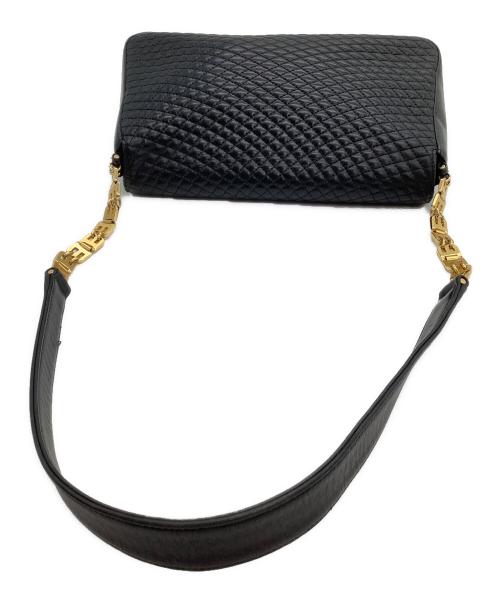 BALLY（バリー）BALLY (バリー) キルティングショルダーバッグ ブラック×ゴールドの古着・服飾アイテム