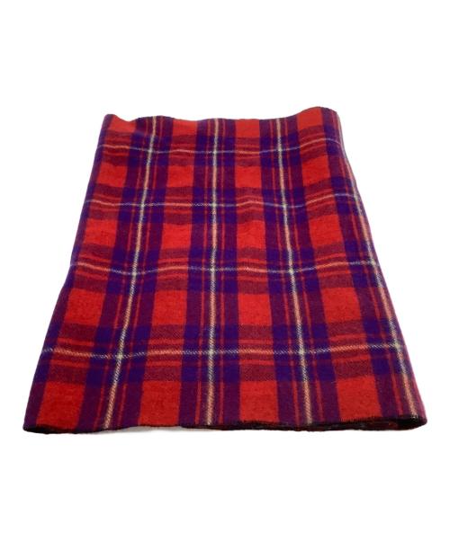 Vivienne Westwood（ヴィヴィアンウエストウッド）Vivienne Westwood (ヴィヴィアンウエストウッド) ボタン付きストール レッド×ブラックの古着・服飾アイテム