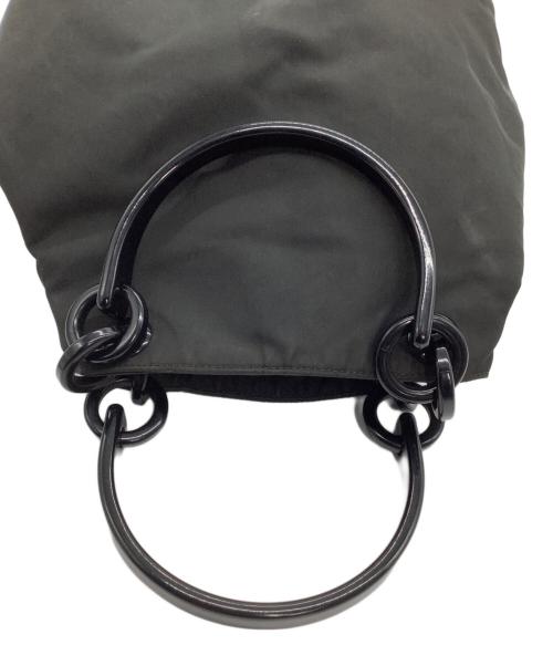 PRADA（プラダ）PRADA (プラダ) ナイロンハンドバッグ ブラックの古着・服飾アイテム