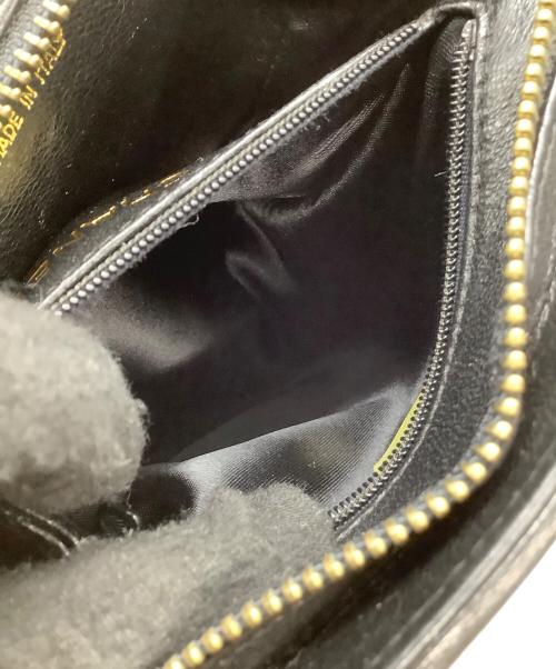 CHANEL（シャネル）CHANEL (シャネル) チェーンショルダーバッグ ブラックの古着・服飾アイテム
