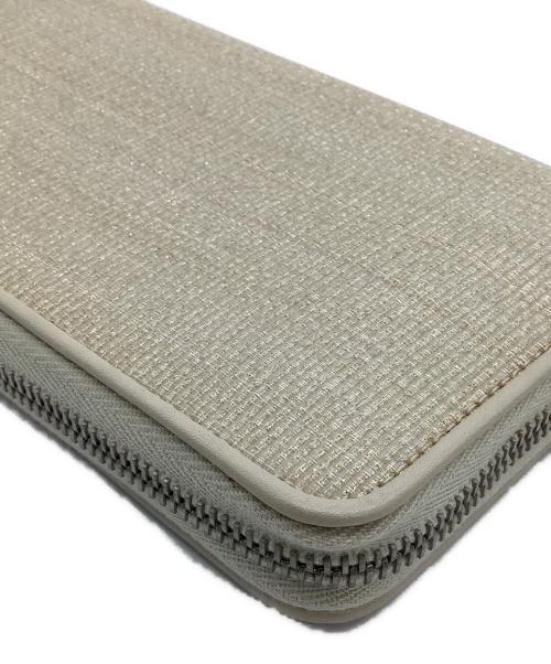 AKRIS（アクリス）AKRIS (アクリス) 長財布 ベージュの古着・服飾アイテム