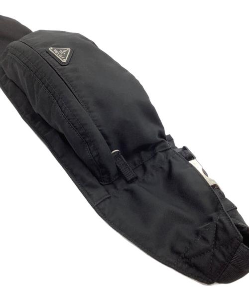 PRADA（プラダ）PRADA (プラダ) ナイロンウエストバッグ ブラックの古着・服飾アイテム