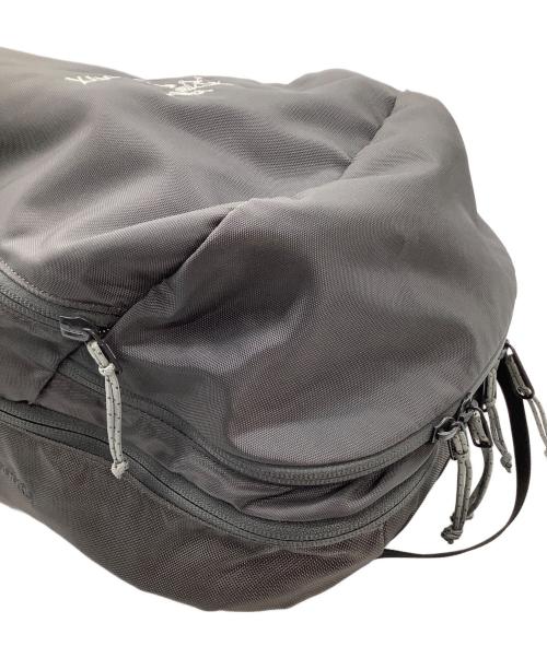 ARC'TERYX（アークテリクス）ARC'TERYX (アークテリクス) リュック MANTIS 26L DAYPACK グレー×ブラックの古着・服飾アイテム