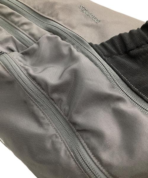 ARC'TERYX（アークテリクス）ARC'TERYX (アークテリクス) リュック MANTIS 26L DAYPACK グレー×ブラックの古着・服飾アイテム