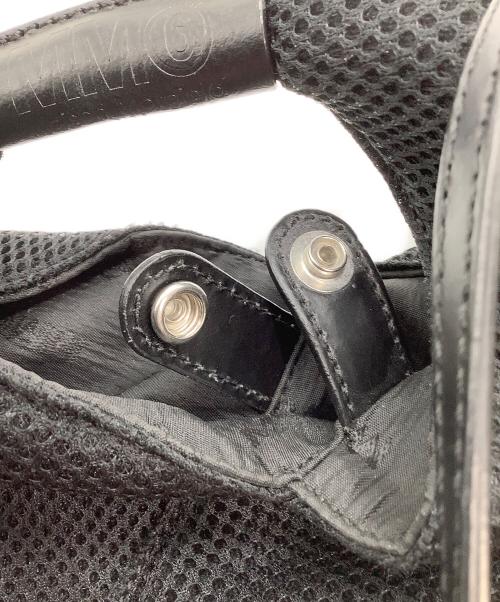 MM6 Maison Margiela（エムエムシックスメゾンマルジェラ）MM6 Maison Margiela (エムエムシックスメゾンマルジェラ) ショルダーバッグ ブラックの古着・服飾アイテム