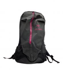 ARC'TERYX（アークテリクス）の古着「バックパック　Arro22」｜ブラック×ピンク