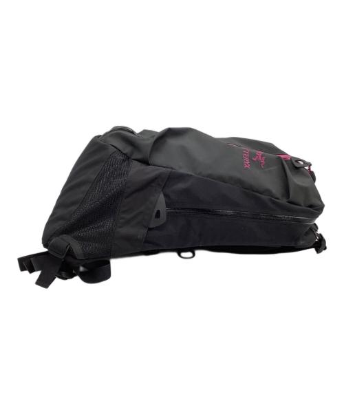 ARC'TERYX（アークテリクス）ARC'TERYX (アークテリクス) バックパック　Arro22 ブラック×ピンクの古着・服飾アイテム