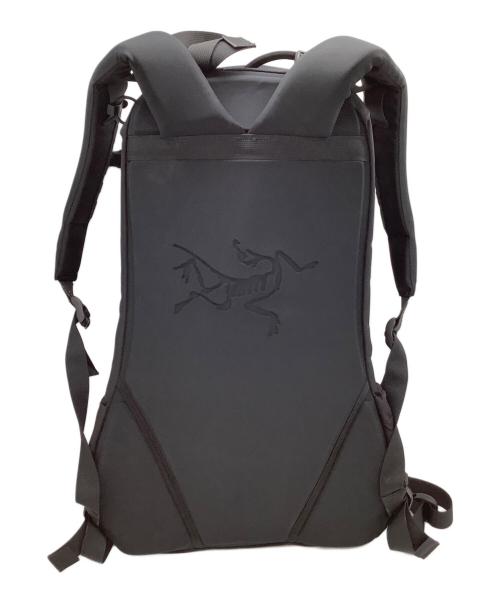 ARC'TERYX（アークテリクス）ARC'TERYX (アークテリクス) バックパック　Arro22 ブラック×ピンクの古着・服飾アイテム