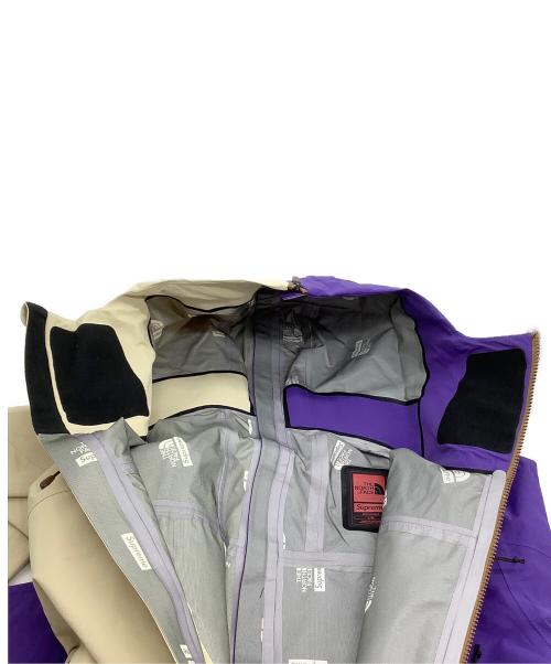 THE NORTH FACE（ザ ノース フェイス）THE NORTH FACE (ザ ノース フェイス) Supreme (シュプリーム) Split Taped Seam Shell Jacket ベージュ×パープル サイズ:Lの古着・服飾アイテム