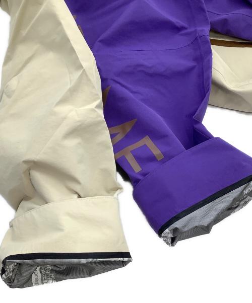 THE NORTH FACE（ザ ノース フェイス）THE NORTH FACE (ザ ノース フェイス) Supreme (シュプリーム) Split Taped Seam Shell Jacket ベージュ×パープル サイズ:Sの古着・服飾アイテム