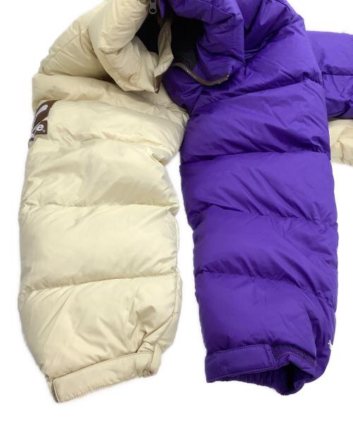 THE NORTH FACE（ザ ノース フェイス）THE NORTH FACE (ザ ノース フェイス) SUPREME (シュプリーム) ダウンジャケット　Split Nuptse Jacket ベージュ×パープル サイズ:Lの古着・服飾アイテム