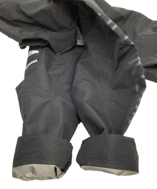 THE NORTH FACE（ザ ノース フェイス）THE NORTH FACE (ザ ノース フェイス) SUPREME (シュプリーム) Split Taped Seam Shell Jacket ブラック サイズ:Sの古着・服飾アイテム