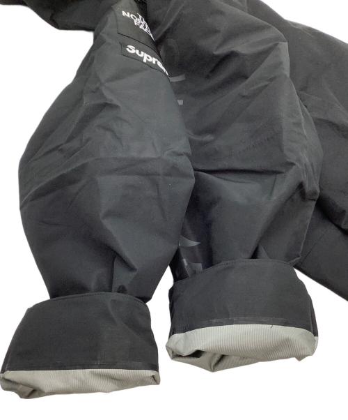 THE NORTH FACE（ザ ノース フェイス）THE NORTH FACE (ザ ノース フェイス) Supreme (シュプリーム) Split Taped Seam Shell Jacket ブラック サイズ:Mの古着・服飾アイテム