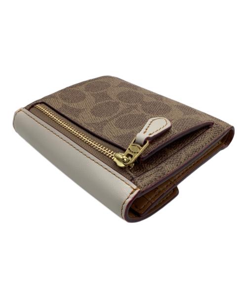 COACH（コーチ）COACH (コーチ) 2つ折り財布 ホワイト×ベージュの古着・服飾アイテム