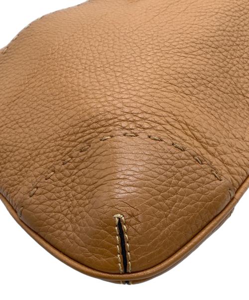 FENDI（フェンディ）FENDI (フェンディ) ショルダーバッグ SERIE NUMERATA キャメルの古着・服飾アイテム