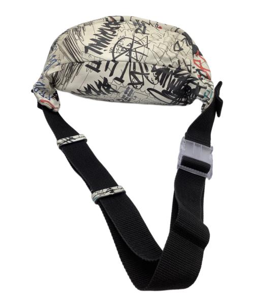 Maison Margiela（メゾンマルジェラ）Maison Margiela (メゾンマルジェラ) ウエストバッグ ホワイトの古着・服飾アイテム