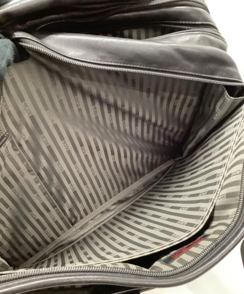 TUMI（トゥミ）TUMI (トゥミ) レザーブリーフケース ブラックの古着・服飾アイテム