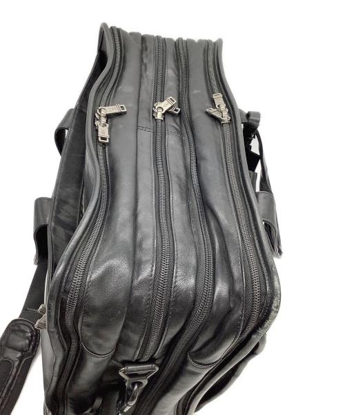 TUMI（トゥミ）TUMI (トゥミ) レザーブリーフケース ブラックの古着・服飾アイテム