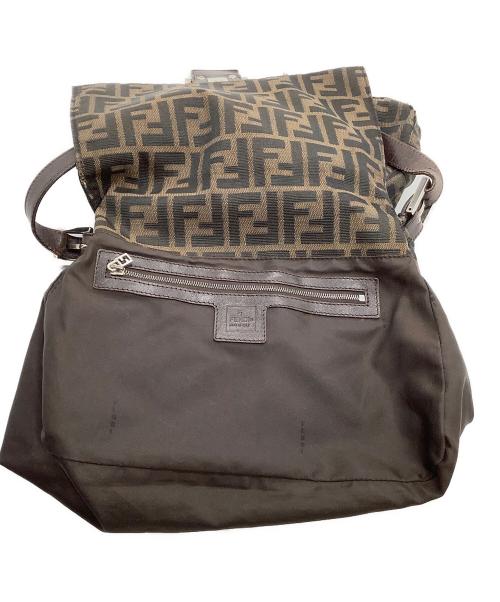 FENDI（フェンディ）FENDI (フェンディ) ワンショルダーバッグ ズッカ ブラウンの古着・服飾アイテム